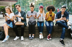 Z paaudze un mileniāļi: kā būt fiziski un mentāli veseliem?